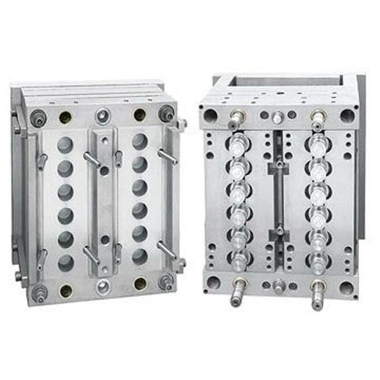 Plastformar av flyg- och rymdkvalitet